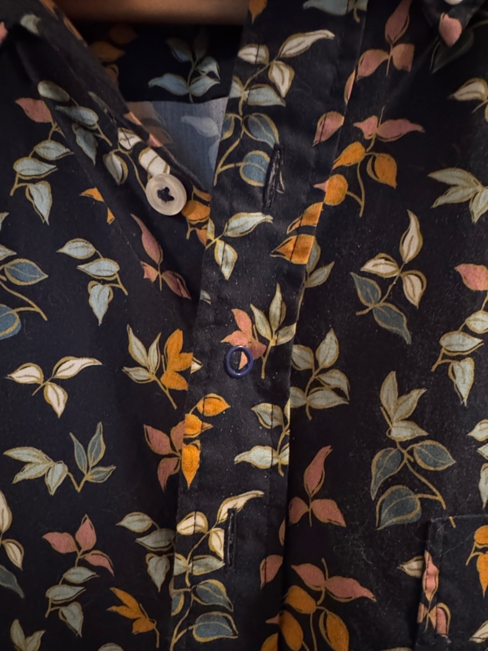 Charles Tyrwhitt Short Sleeve Button Up Shirt - Picture 4 of 4